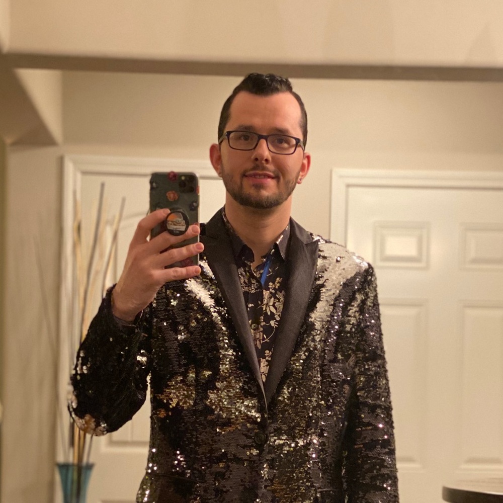 Meet your Posher, Christopher